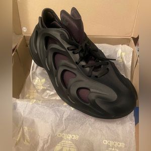 ADIDAS AdiFOM Q Black Carbon MULTIPLE SIZES UNISEX BRAND NEW HQ1649